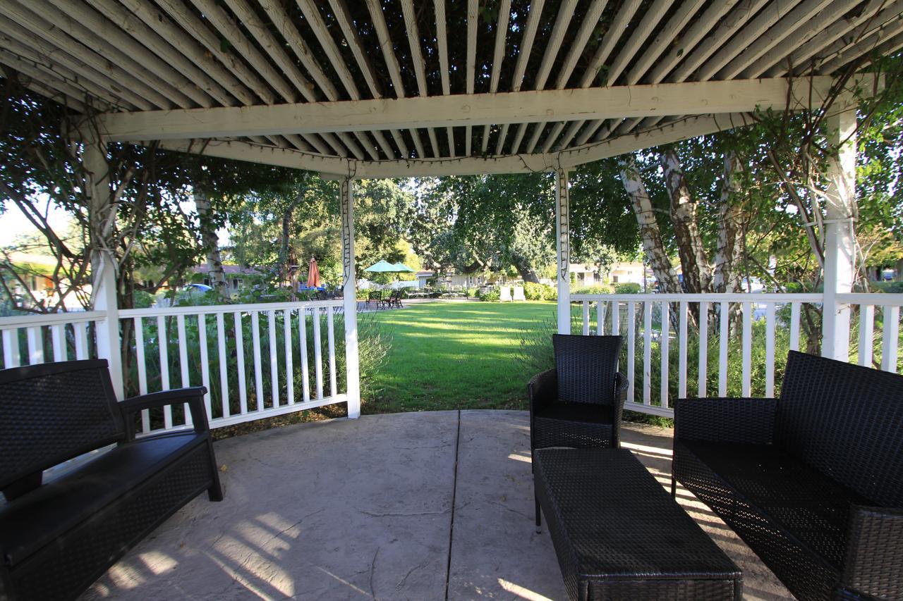 Meadowlark Inn Solvang Εξωτερικό φωτογραφία