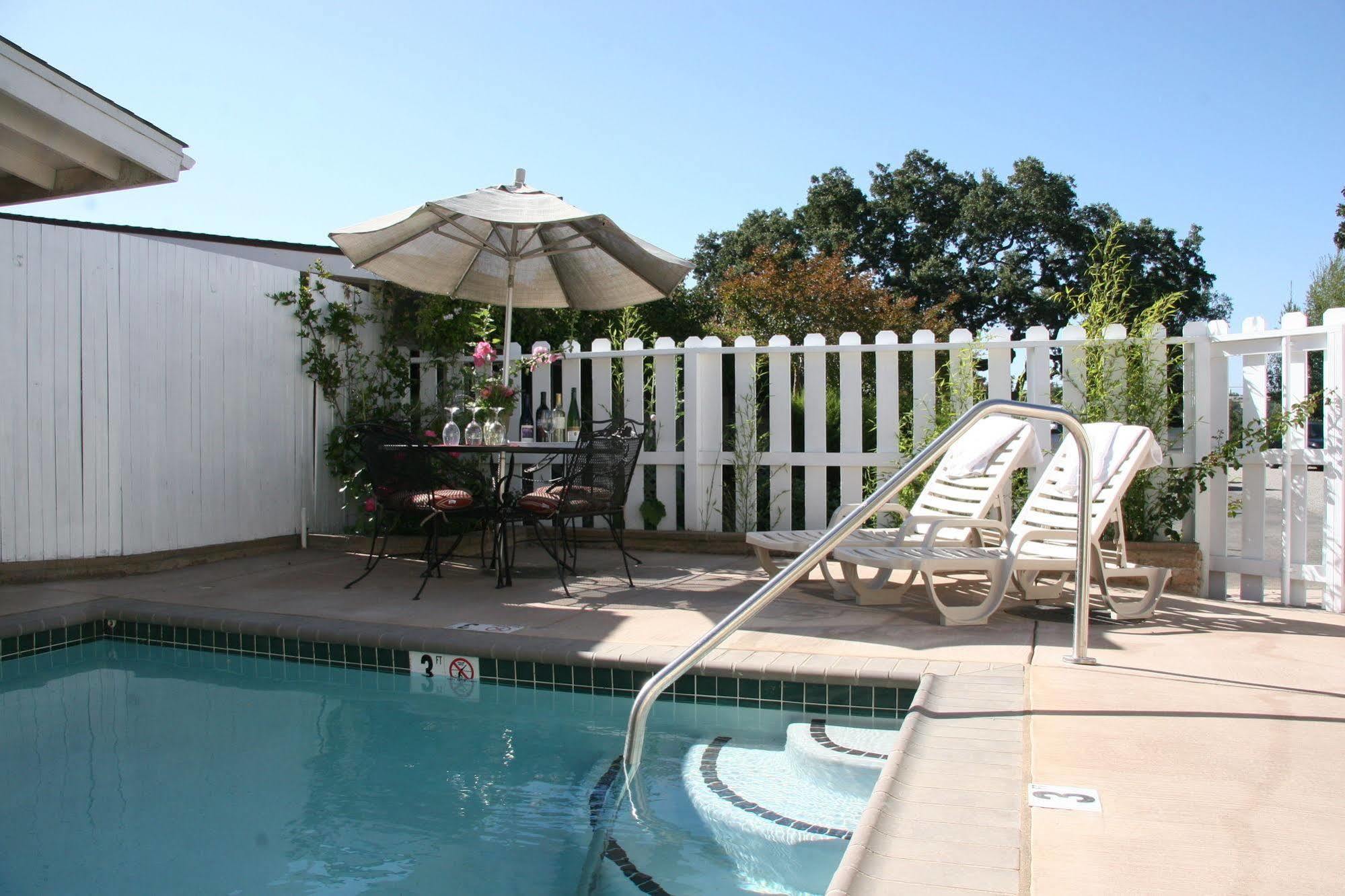 Meadowlark Inn Solvang Εξωτερικό φωτογραφία